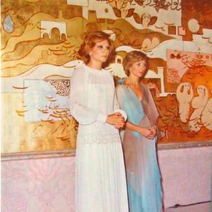 Farah Pahlavi.jpg